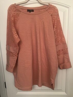 Suzanne Betro Women’s Pink Long Sleeve Tunic with Pink Lace. Sz 1X
